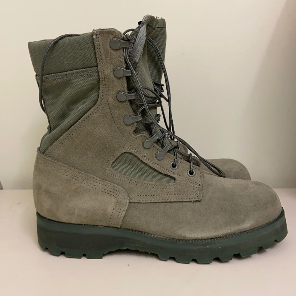 McRae Combat Boots size 8 Brand New